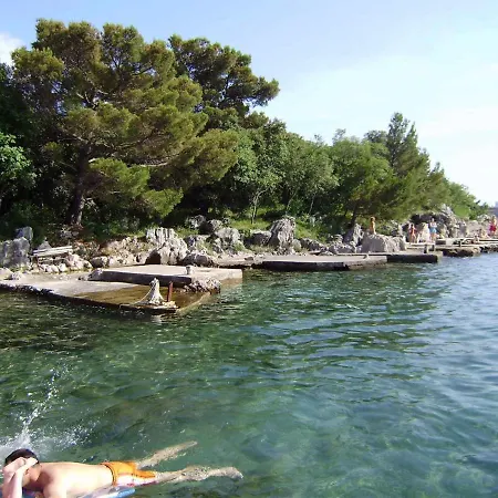 2 * Vodice